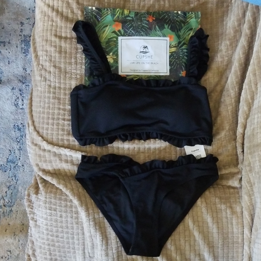 Black Ruffle Bikini